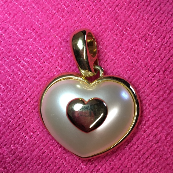 Gold and pearl heart pendant - Picture 1 of 6